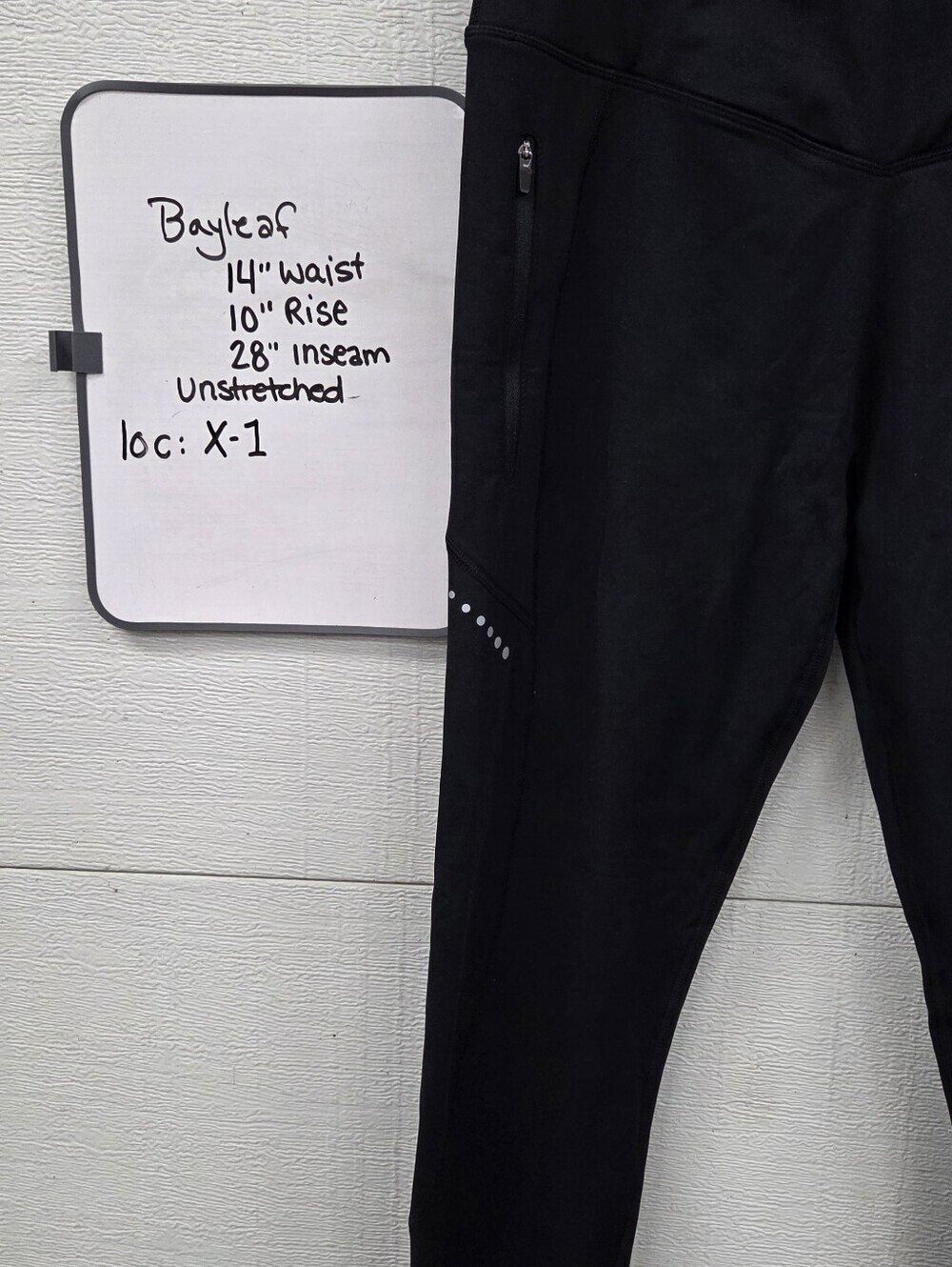 baleaf MED NWT Black Athletic Zip Pocket Leggings - Picture 7 of 8